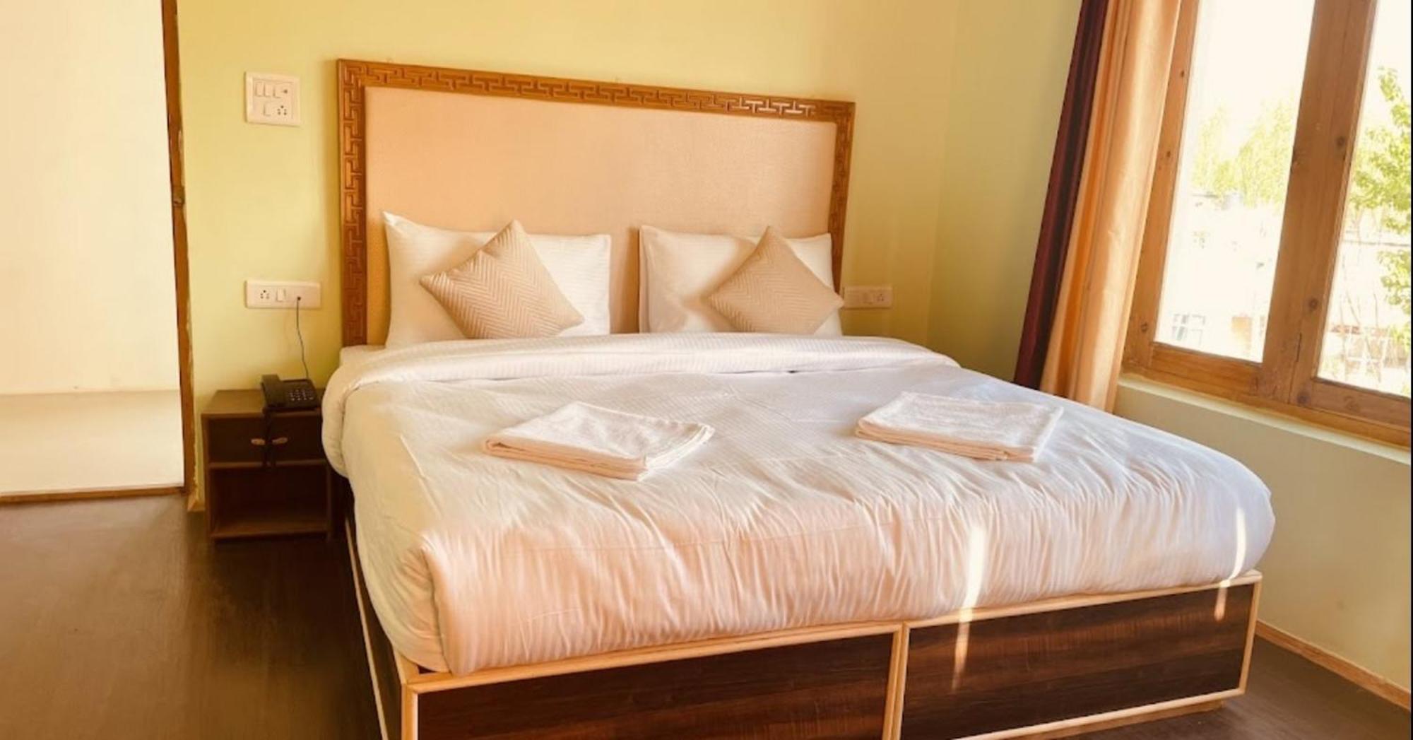 Tih Hotel Jorchung Leh Kültér fotó