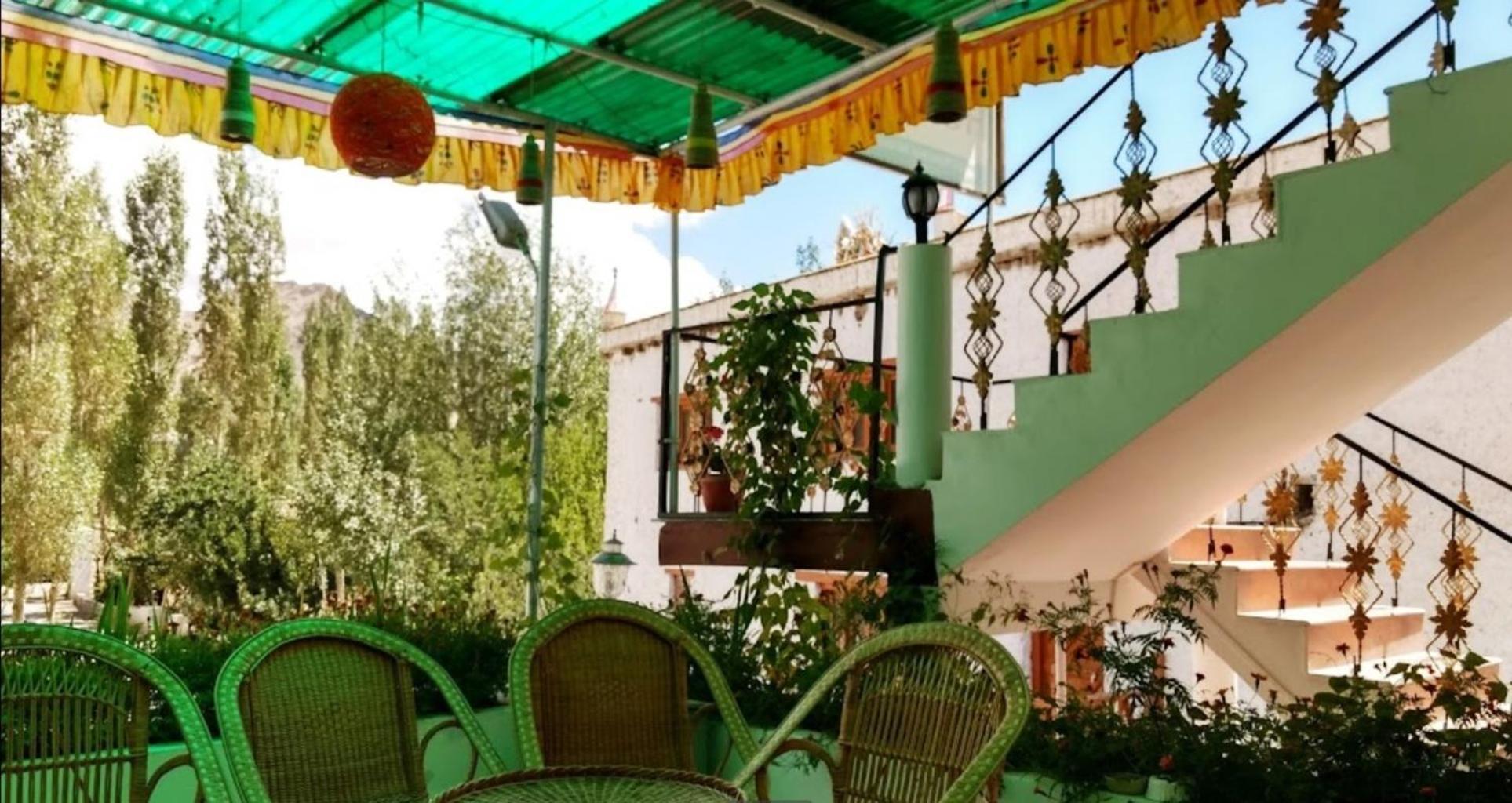 Tih Hotel Jorchung Leh Kültér fotó